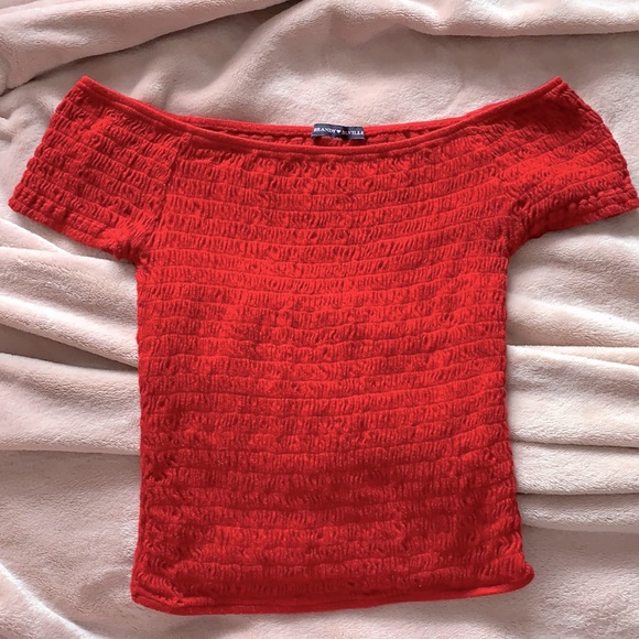 Red Top - Picture 1 of 2